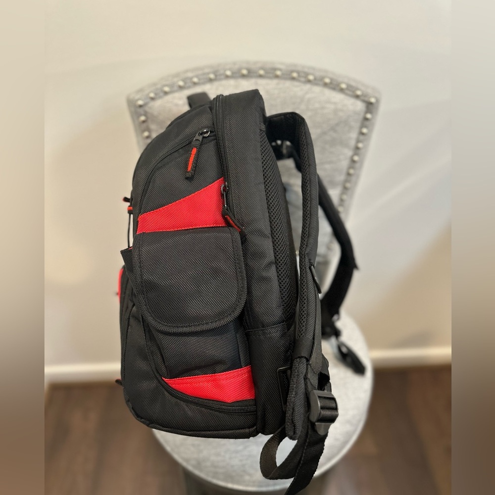 Precision Design Multi Use Laptop/Tablet Digital SLR Camera Backpack Case - Picture 2 of 11